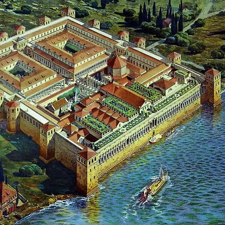 Mia With Pool1 شقة