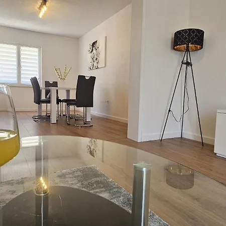 Appartement Mia With Pool1