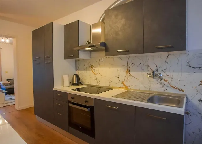 Mia With Pool1 Apartmán *